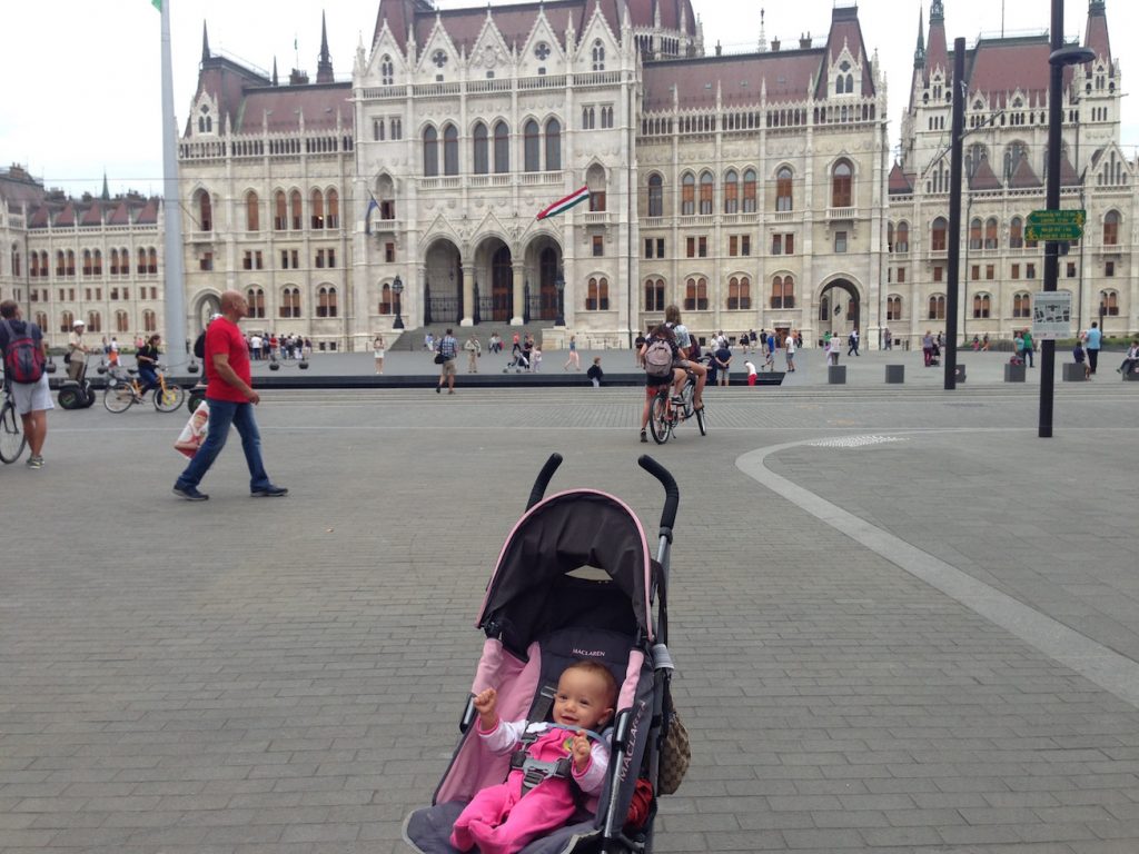 Sienna Little Explorer in Budapest