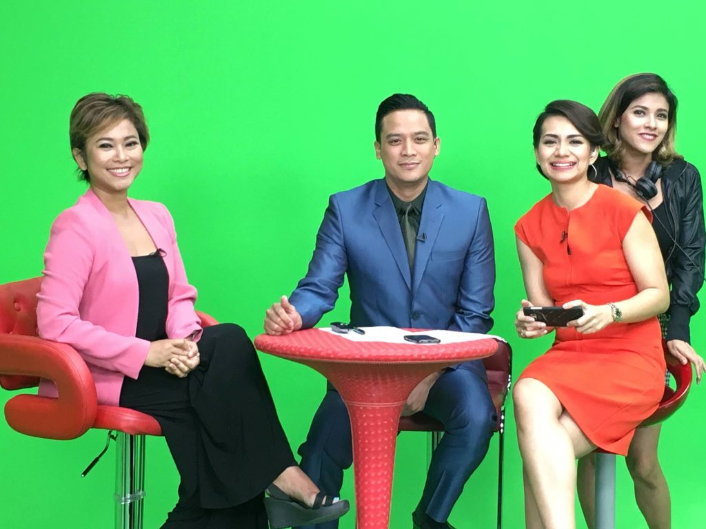 MNC World News talkshow with Tommy Tjokro and Tasya. 